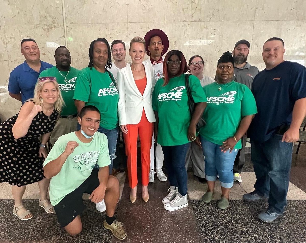 Helena Moreno tweet media