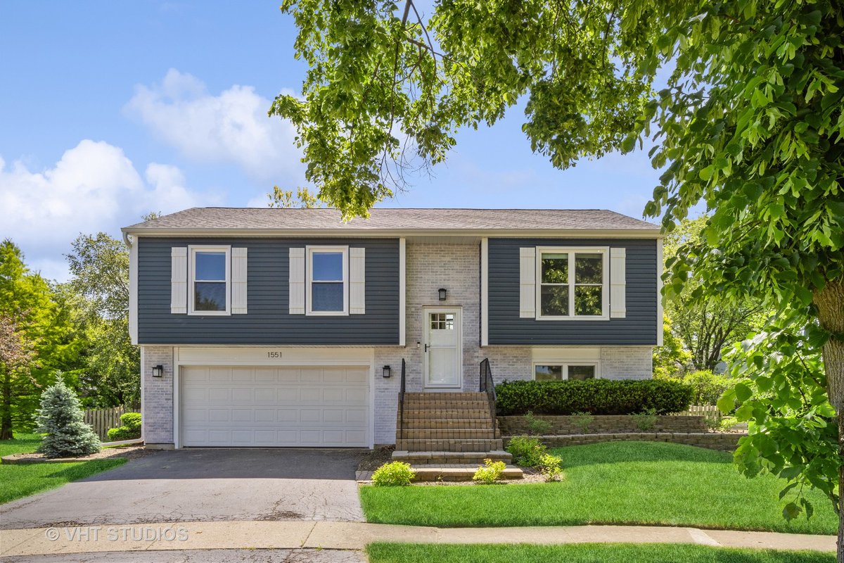 Julie Roback tweet media