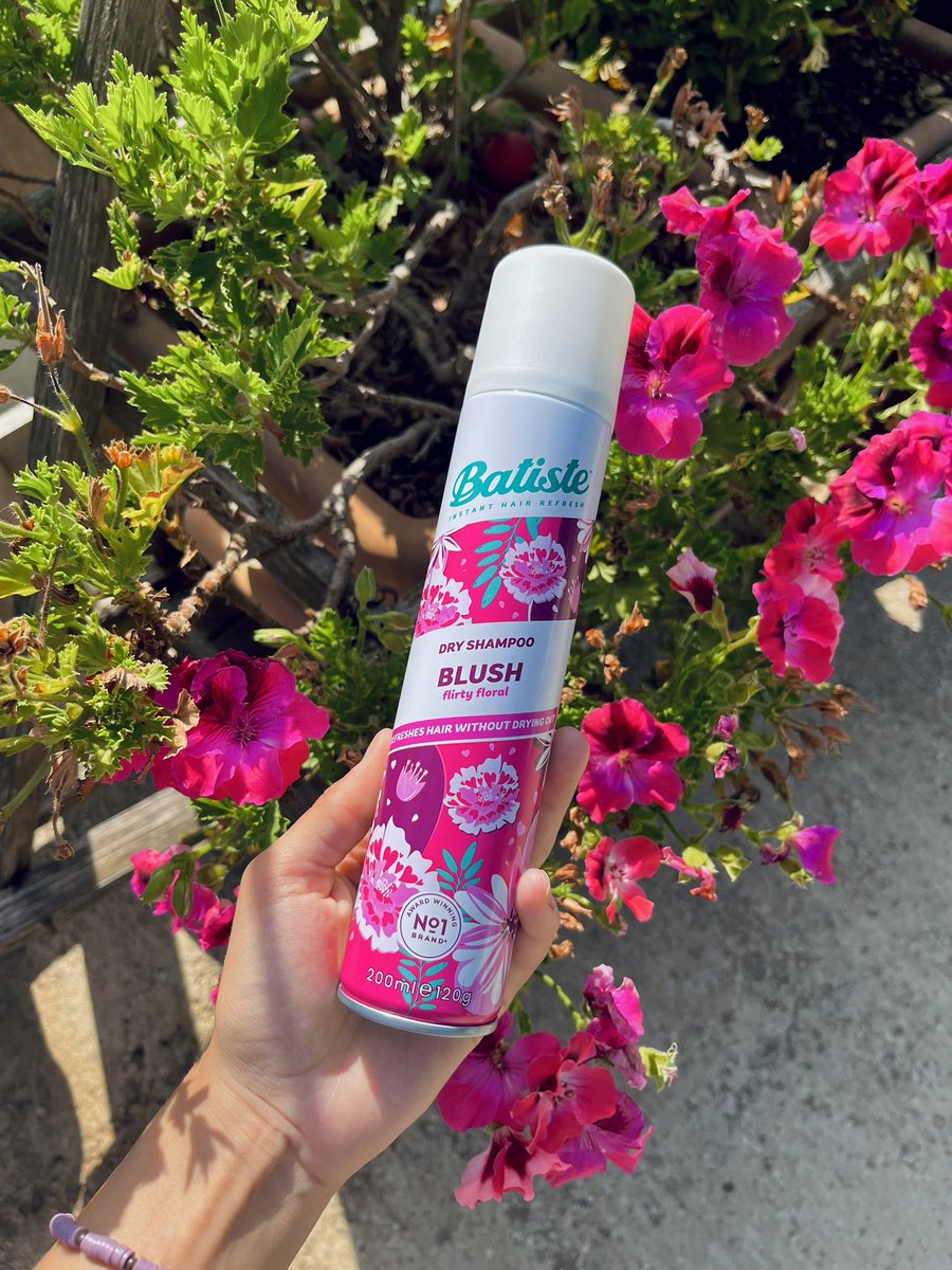 I’m in love with this dry shampoo by <a href="/BatisteHair/">Batiste Hair</a> ✨ It’s the solution for a fabulous hairstyle with a romantic smell 🌹

For PR/ inquiries contact me at email iuliaugc@gmail.com 

#contentcreation #InfluencerMarketing #Influencer #UGCcreator #hairstyle