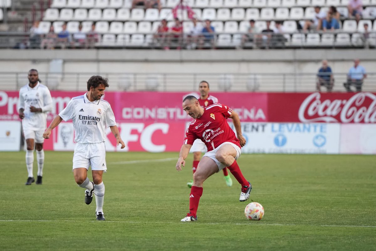 realmurciacfsad's tweet photo. PARTIDO BENÉFICO | 📸

Real Murcia Veteranos 🆚 Asc. Exjugadores Real Madrid C.F.  

⭐️ En beneficio de @fneversurrender y @FundAladina https://t.co/rzCMUO6Rm8