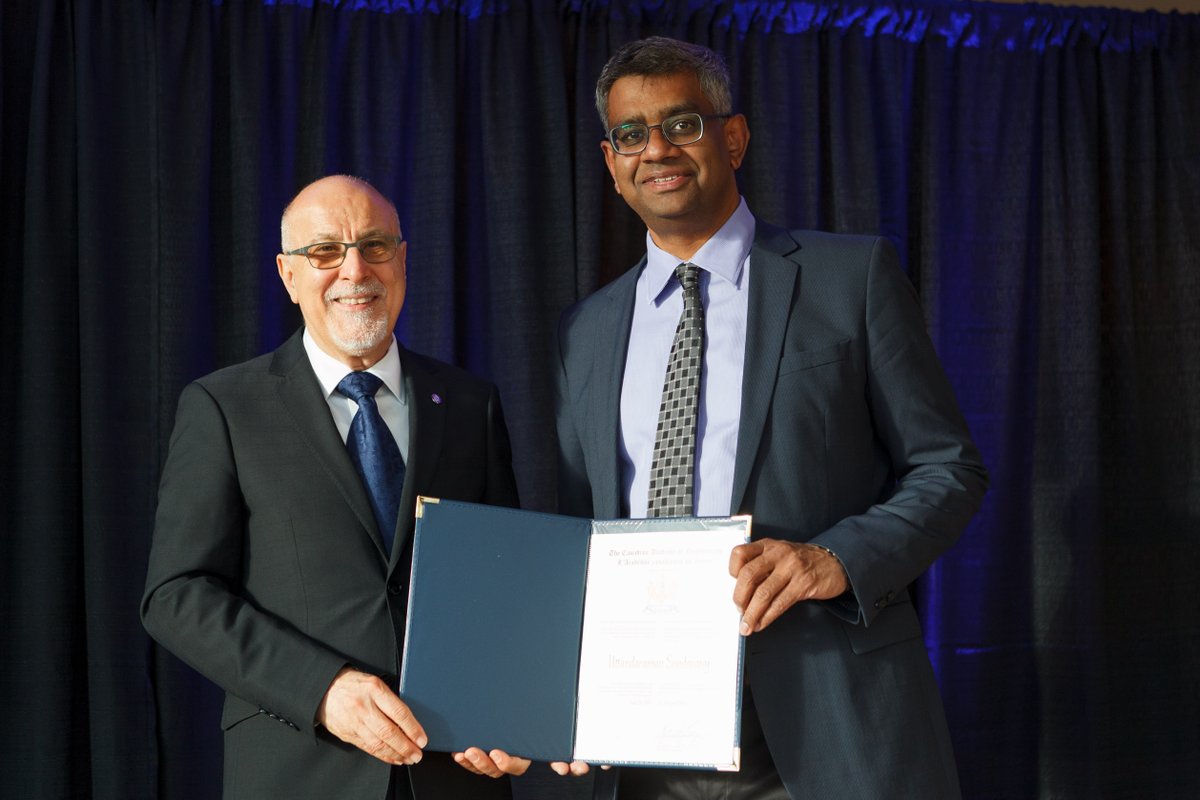 Earlier this week, <a href="/TheCdnAcadofEng/">CanadianAcademyofEng</a> held its 2023 Fellowship ceremonies. Congrats again to Dr. Laleh Behjat, Dr. Ian Gates, Dr. Janaka Ruwanpura &amp; Dr. U.T. Sundararaj! 

📰: schulich.ucalgary.ca/news/4-ucalgar…
📸: Geoff Howe / CAE (geoffhowe.ca)

#YYC #UCalgary #Engineering