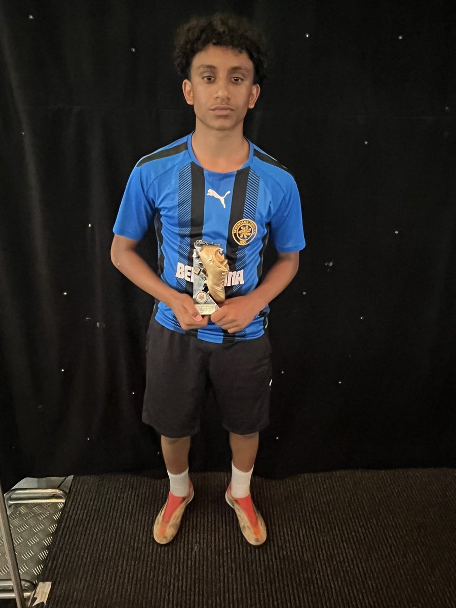 Massive congratulations to Emran Boudarga-Wischhoff winning the golden boot in the U13s <a href="/KentYouthLeague/">KentYouthLeague</a> central division! Pleasure coaching you always working hard and willing to learn! Bring on next season! <a href="/SevenoaksTownFC/">Sevenoaks Town FC</a>  🔵⚫️⚽️