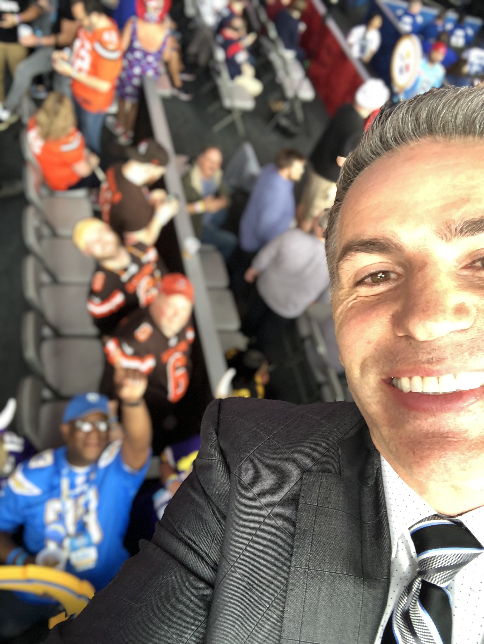 Happy Birthday to Pro Football Hall of Famer Kurt Warner 