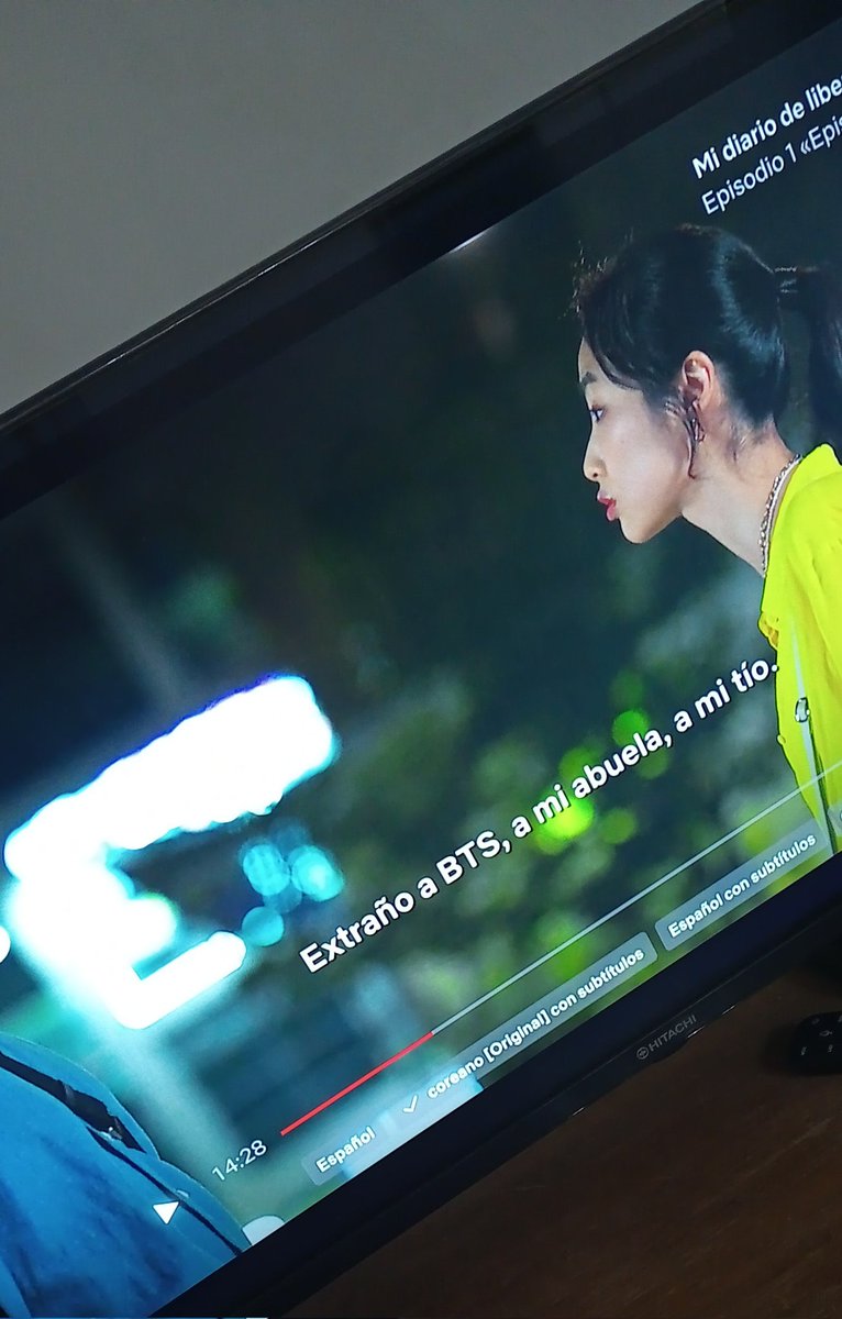 yngistd's tweet photo. estoy mirando una serie y aparece esto, same hermana https://t.co/jbx646dZO2