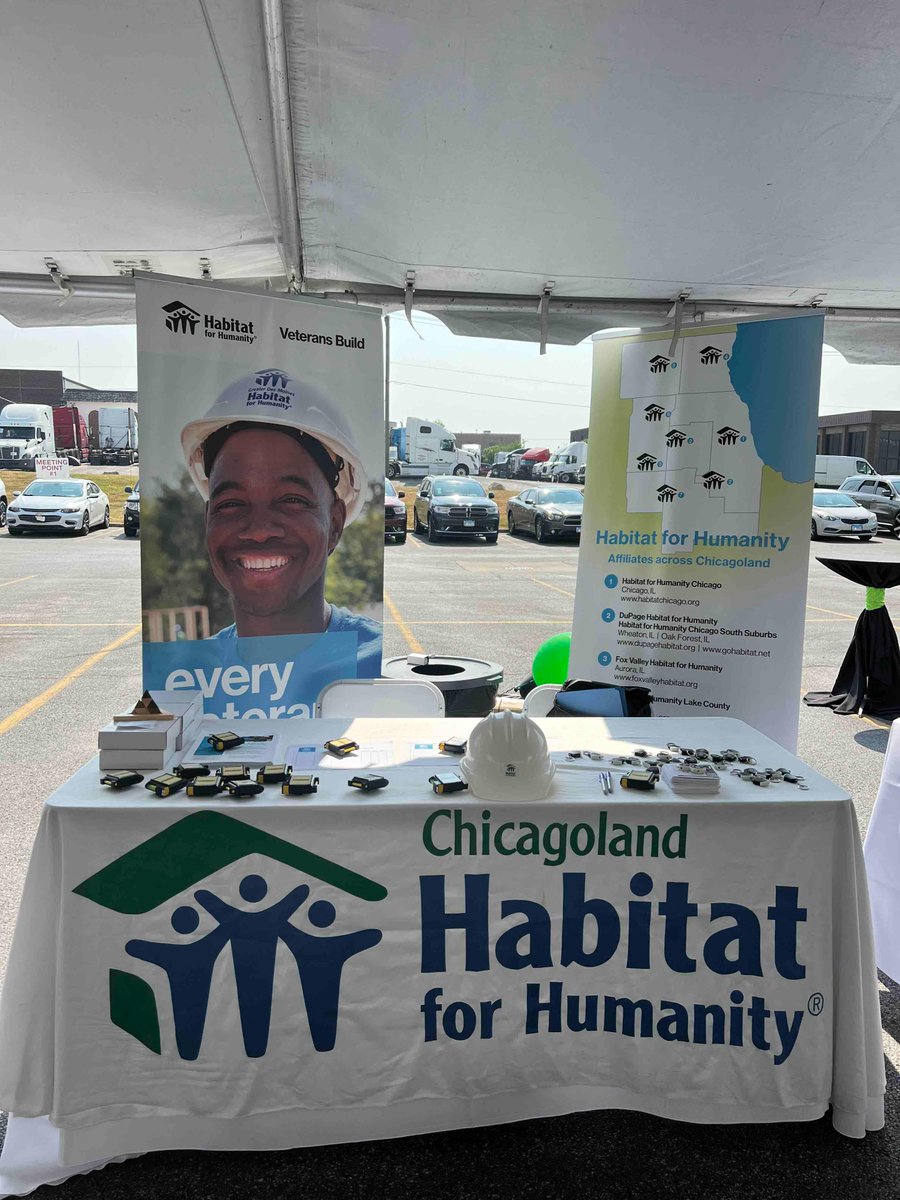 ChicagoHabitat's tweet photo. Thank you, @WESCOcorp for inviting Habitat for Humanity in Chicagoland to your Wesco Day of Caring events in Glenview &amp; Alsip! #WescoDayOfCaring #WescoCares

#Wesco100Years #CorporateGiving #Community #GivingBack #Volunteerism #HabitatHero #EveryHand https://t.co/ltGsmn3kdD