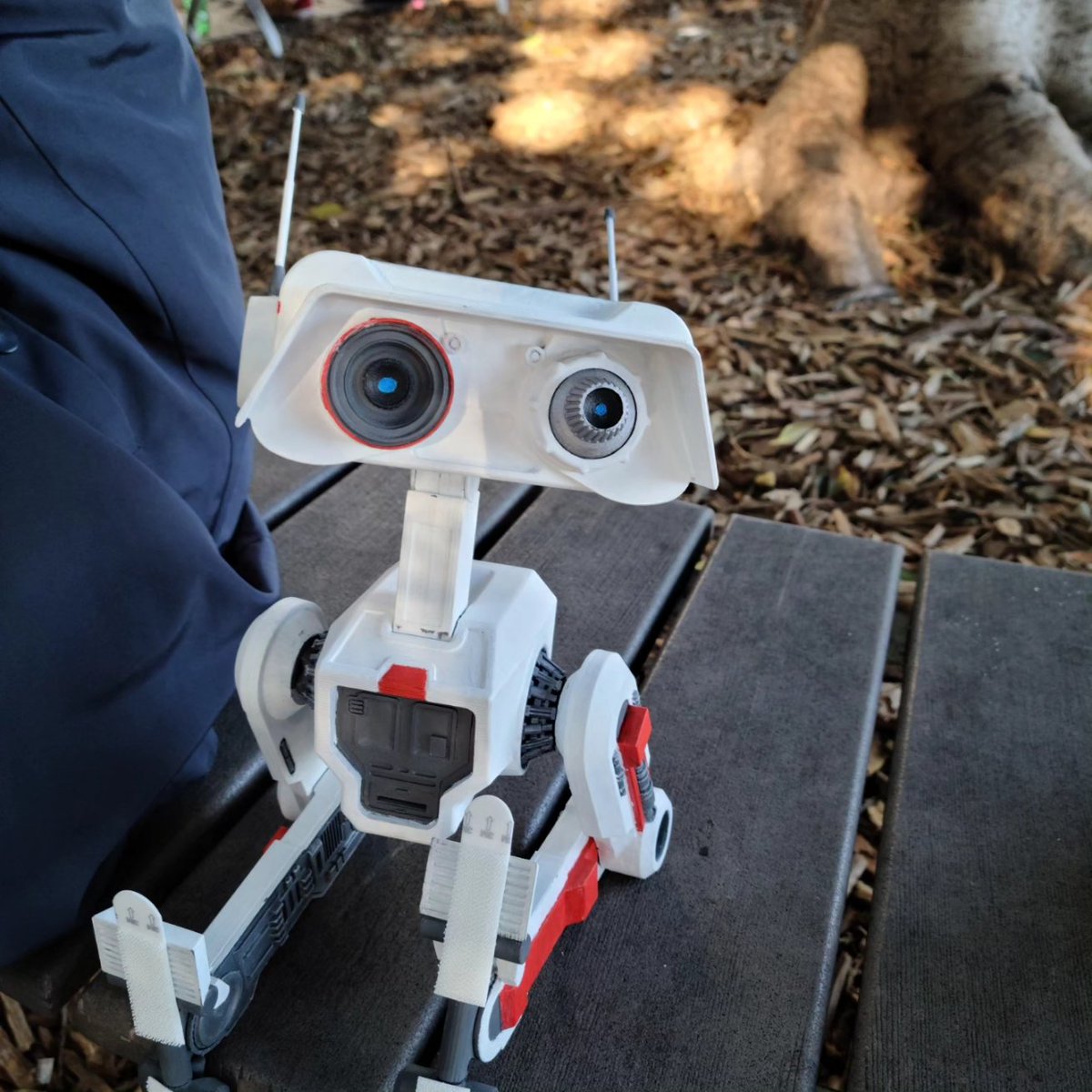 Delta_Ryan17's tweet image. Bd-1 appreciation post~ Every good jedi has just a good droid with them and no exception for cal. There's no cal without bd-1, we respect you little man! 😁💙💞

#jedisurvivor #bdteam #bd1 #bd #droid #starwars #calcestis