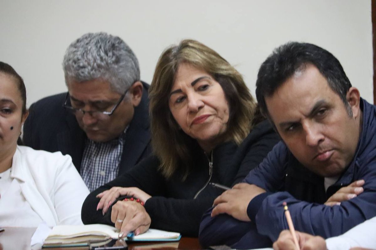 FreddyBernal's tweet image. Saludos. Hoy sostuvimos importante reunión de trabajo en conjunto con PDVSA, Asogata, Gabinete de Combustible, Gobernación del Táchira y alcaldes de la alta y baja montaña de la entidad, para determinar la importancia de la vialidad agrícola y pecuaria de las mencionadas…