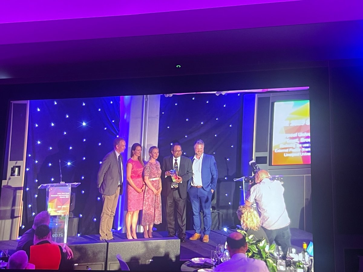 Congratulations to Liverpool University Hospitals NHSFT and Broadgreen University Hospital winning 2023 Sustainability Award - presented by our very own, favourite all round good egg @drandyknox <a href="/LSCICB/">Lancashire and South Cumbria ICB</a>