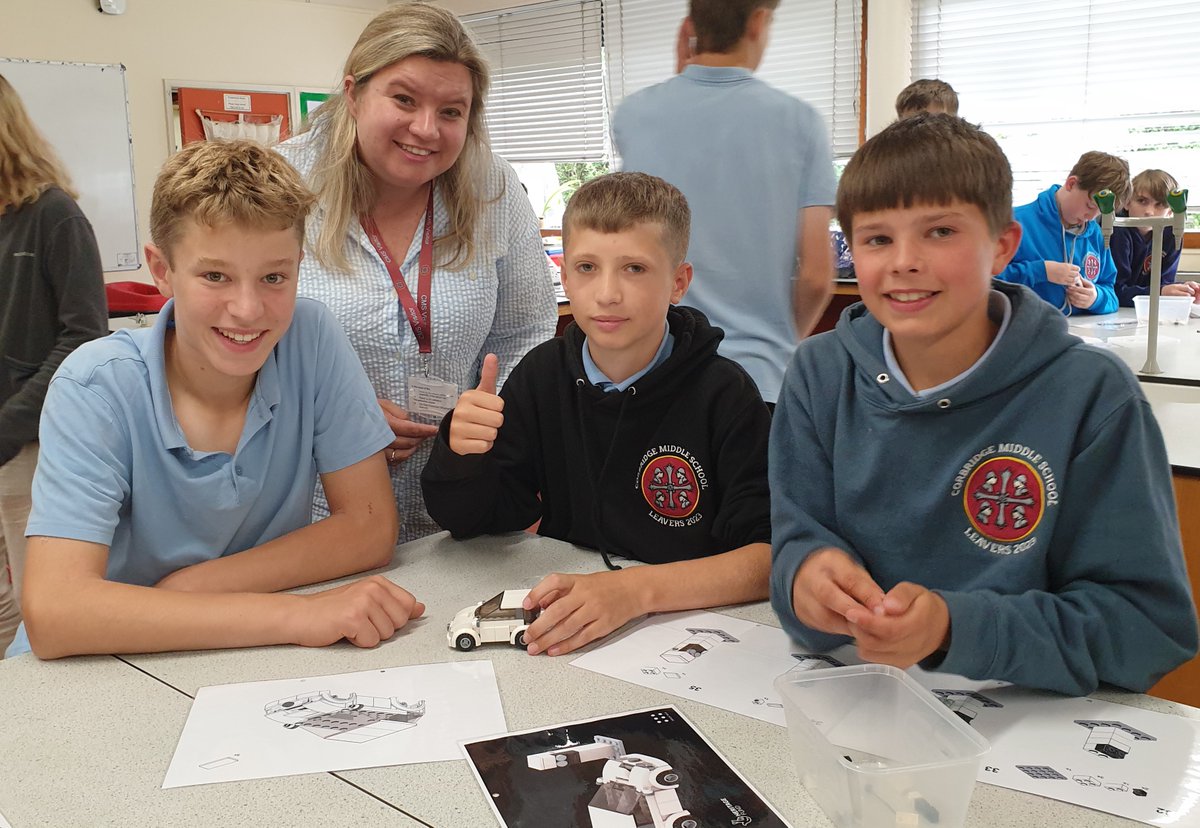 CorbridgeMiddle's tweet photo. Big thanks to @thecommonroomgn for running some fantastic STEM enrichment sessions in school! Y6 enjoyed building Lego insects, Y7 had a School of Rocks activity to learn about the ground beneath our feet and Y8 created Lego electric cars! 👏😃
#CMSstem #CMSenrichment https://t.co/AT4CHXbKIo