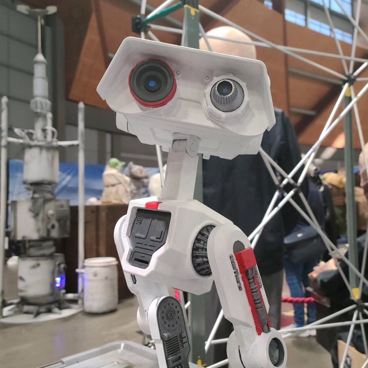 Delta_Ryan17's tweet image. Bd-1 appreciation post~ Every good jedi has just a good droid with them and no exception for cal. There's no cal without bd-1, we respect you little man! 😁💙💞

#jedisurvivor #bdteam #bd1 #bd #droid #starwars #calcestis