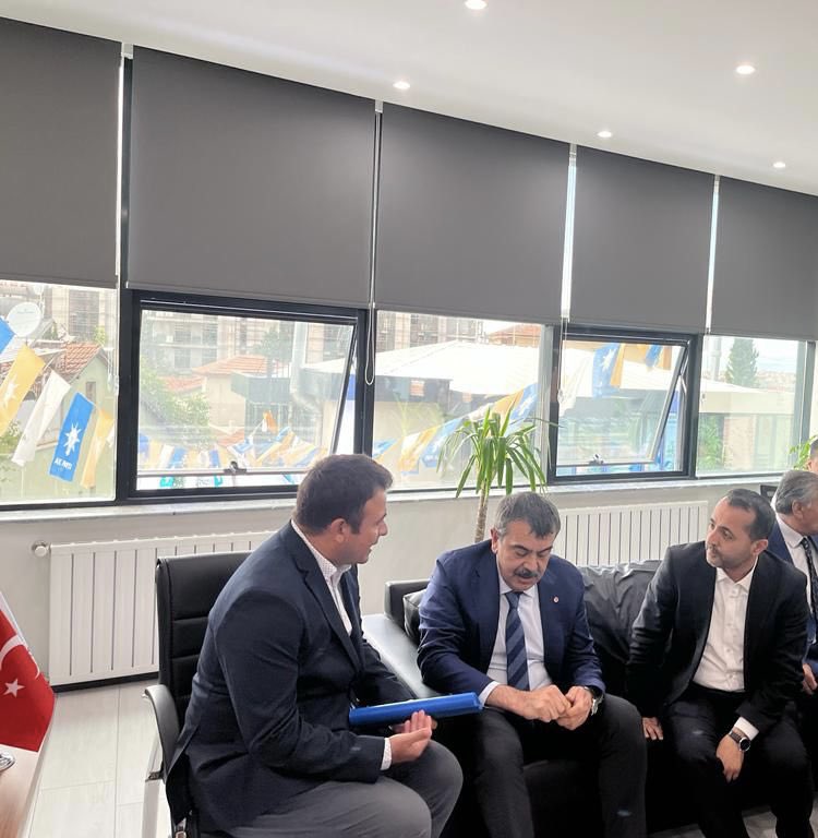 📍Malatya 

Bugün Milli Eğitim Bakanımız Sayın <a href="/Yusuf__Tekin/">Yusuf Tekin</a> ile beraber Özel Eğitim Kurumu Öğretmenlerimiz ile bir araya geldik.