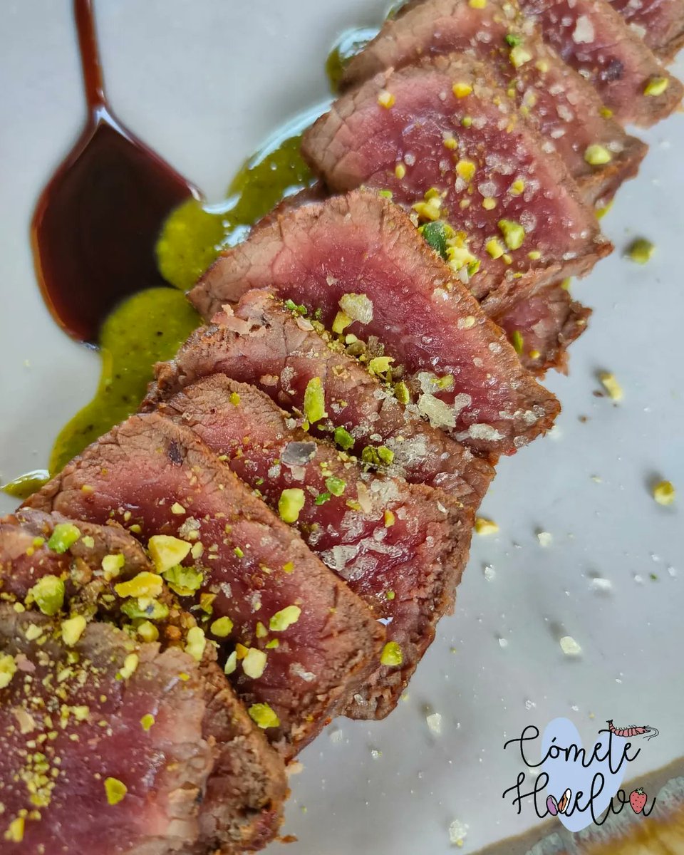 1 d nuestros rstaurants favorits: Casa Idolina, ubicado n la antigua stación d 🚂 d Nerva. Pedims 1 nsalada d bombons d queso d cabra con vinagreta d frambuesa,risotto d 🐙,voladura d ternera con praliné de pistachos,tarta d 🧀 y kinder📍CasaIdolinaC.Cañadilla,53, Nerva