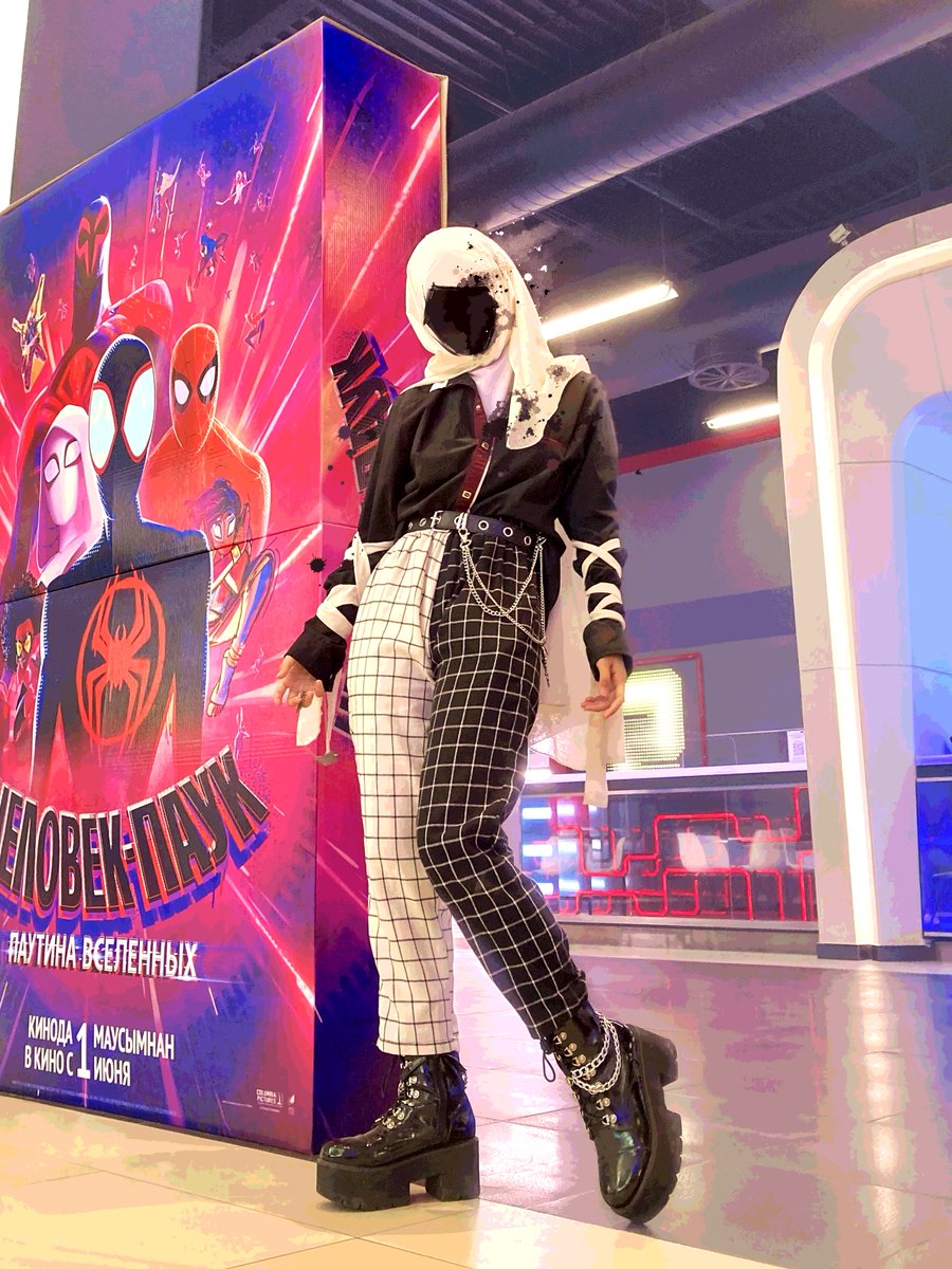 Nugget🎗 🍃 on Twitter "THE STANCE THE POSE THE SPOT"