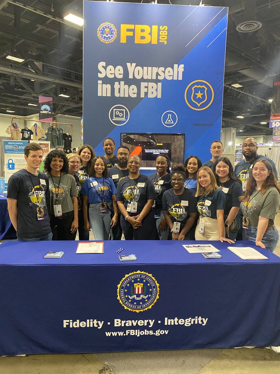 Thanks <a href="/AwesomeCon/">Awesome Con</a>! So much fun! <a href="/FBIJobs/">FBIJobs</a> really enjoyed our time this weekend in the Science Fair!