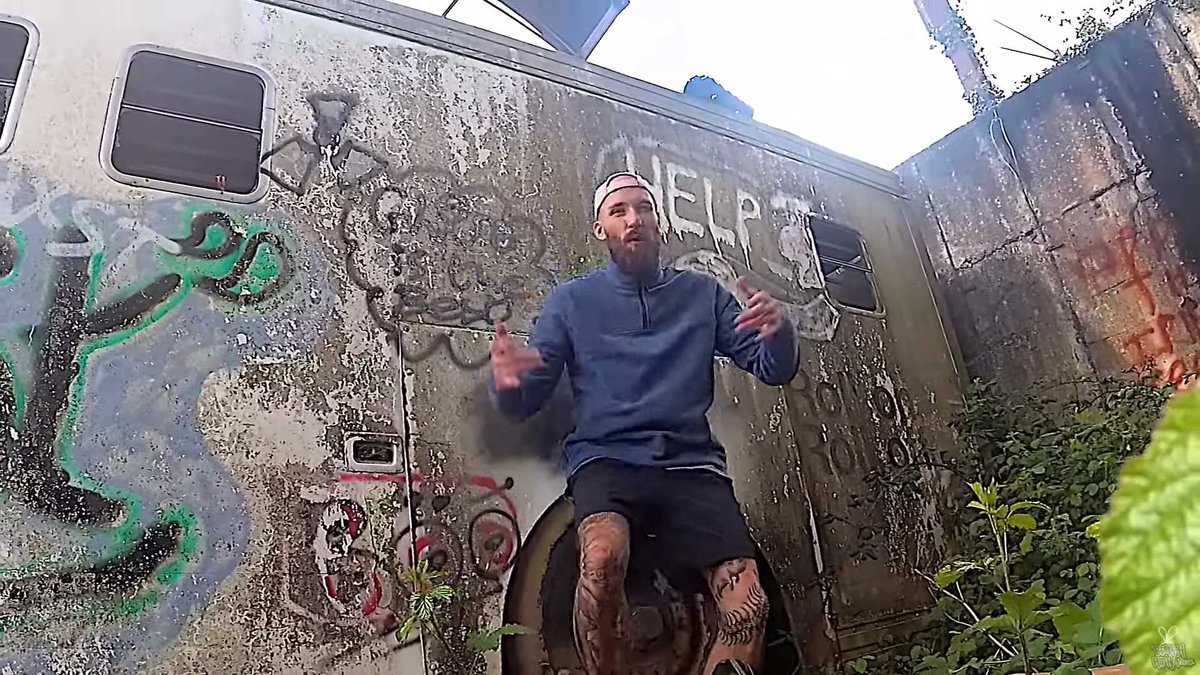 britishhiphop's tweet image. Belfast based rapper Jay Suttin who is also the GACK label boss drops an upbeat track Go Head. On the track he bemoans people who run their mouths and wishes they'd just get on with whatever and leave him out of it whilst he gets busy. #GoHead #JaySuttin

bit.ly/3PJAeRl