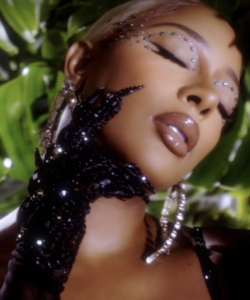 PopBase's tweet photo. Victoria Monét announces ‘JAGUAR II’ will release August 25th. https://t.co/niGrjjoiP1
