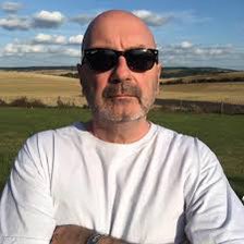 ugly_werewolf's tweet photo. On our latest episode we chat up legendary rock writer #MickWall about his new Eagles book Life In The Fast Lane
We dive into tales about rockers he’s hung with over the years & Mick offers some stories on the tragic Steve Clark of @DefLeppard
Listen: https://t.co/Vbz4K7p27U https://t.co/kQ5G6qdgJP