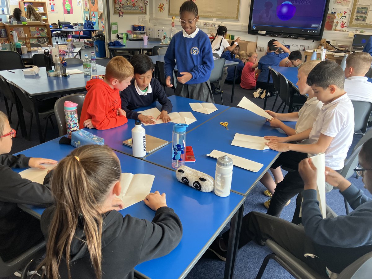 Broomhouse Primary 5 tweet media