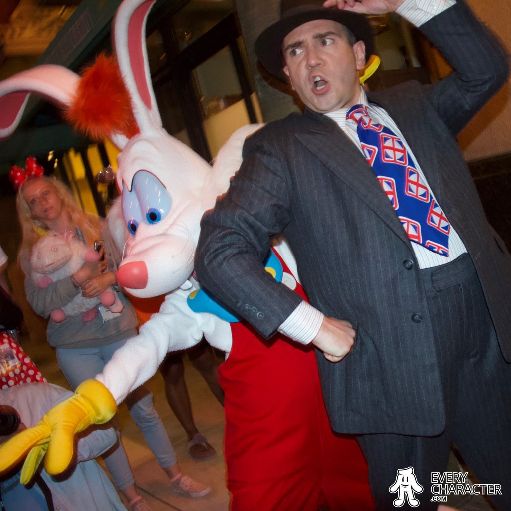 Guess who’s getting carrot cake today? 🥕 

35 Years since the debut of Who Framed Roger Rabbit! But we won’t drink to that….you know what happens… 🤪

Join Roger and Friends on their story page here: EveryCharacter.com/characters/who… 

#Disneycharacters  #WhoFramedRogerRabbit