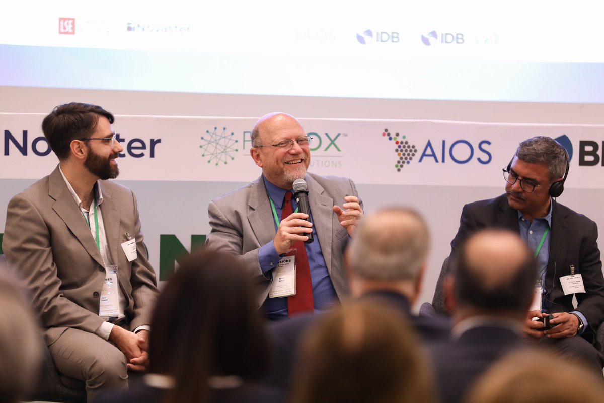 Cancio_Ariel's tweet photo. Muy agradecido de poder participar en el #GlobalPensionsProgramme.
Fue una gran oportunidad para intercambiar con expertos, conocer sobre nuevas experiencias y discutir los desafíos del envejecimiento poblacional. https://t.co/fbTSPnDPQL