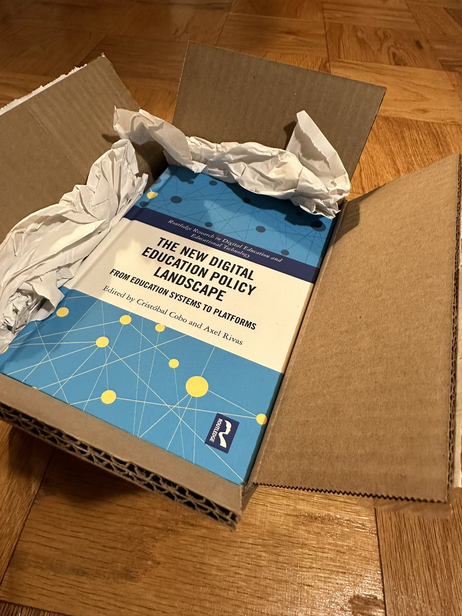 Finally here! 'The New Digital Education Policy Landscape: From Education Systems to Platforms' edited with @arivas7 published by @routledgebooks Is time to think outside of the box, the floor is yours 😉 More information: linkedin.com/posts/cristoba… twitter.com/cristobalcobo/…