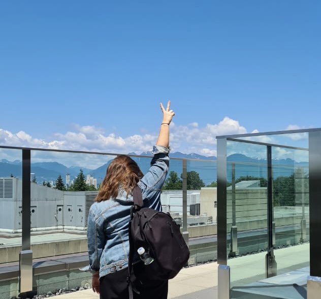 Robyn McClelland tweet media