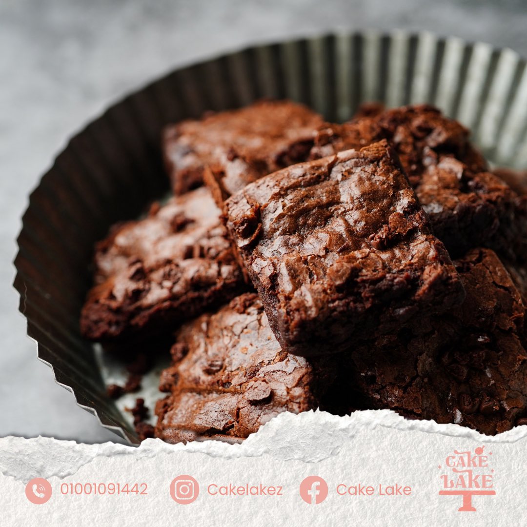 Eid dessert from cake lake!
دلوقتي تقدر تطلب في العيد البراونيز المفضل ليك من كيك ليك 🍫باكتر ٣ اطعم مفضلة ليك :  

شوكو براونيز 
براونيز لوتس 
براونيز شيكولاتة بيضاء 

جرب في العيد كل جديد من كيك ليك! 
السعادة بقا ليهم طعم 💕
#cakelake #brownies #براونيز #lotus #chocolate #eid