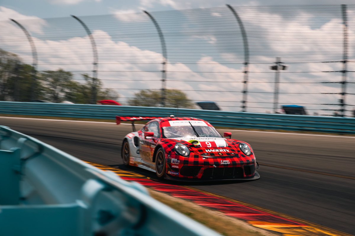 En route to New York for the #Sahlens6HRS! We might need our rain gear this weekend... If you're tuning in from home, save these details for Sunday! 📺: @USANetwork at 2pm ET; @peacock and @revtvcanada flag-to-flag 🎧: @IMSARadio #IMSA | #PlaidPorsche | #FueledByDriveway