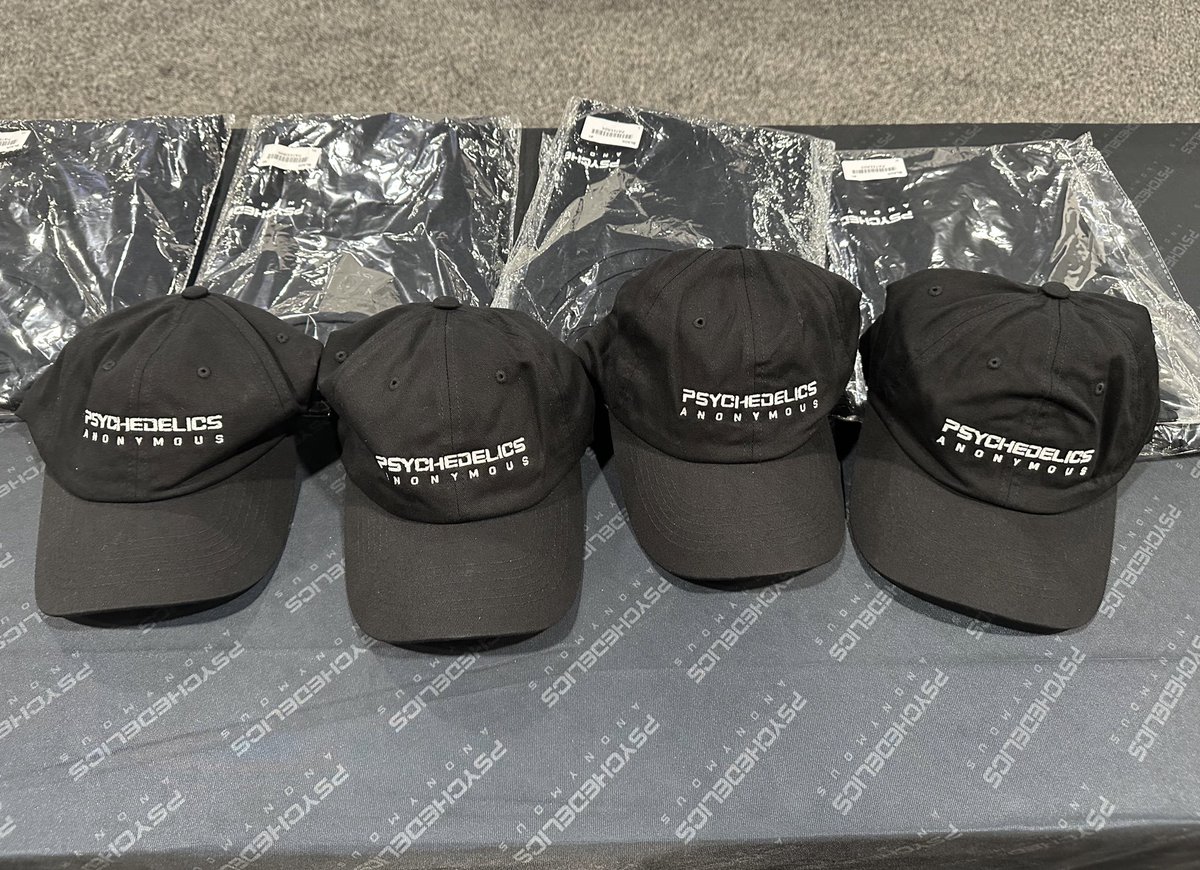 G I V E A W A Y 🍀 Today’s up for grabs: 4 Psychedelics Anonymous dad hats To enter: - Like & RT - Comment Psychedelics Anonymous Details: 4 winners & 24 hours (Have to pay for your own shipping)