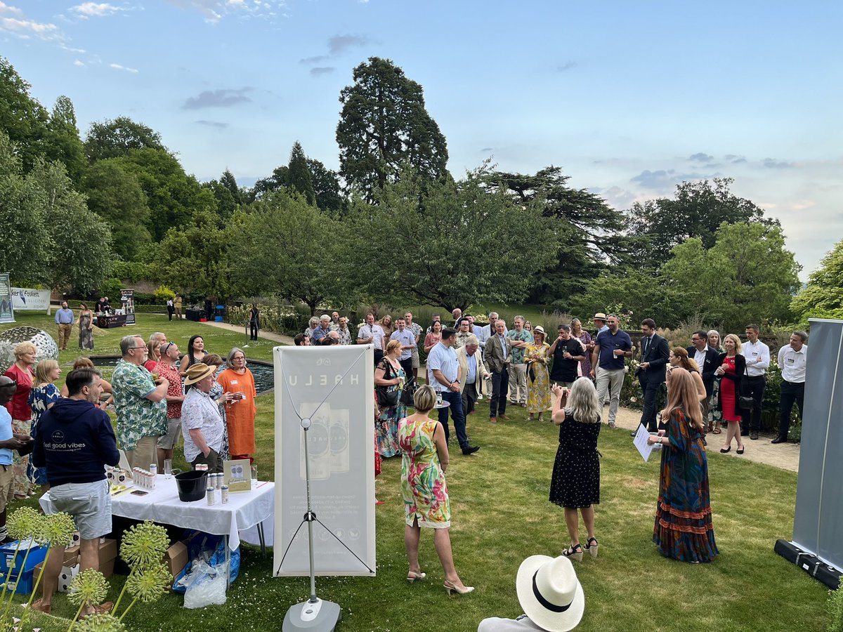 Excellent summers evening networking with the @7oaksChamber - especially good to chat   to @annodistillers and @haeludrinks and to taste their products.  Thank you to @RiverhillGarden too!