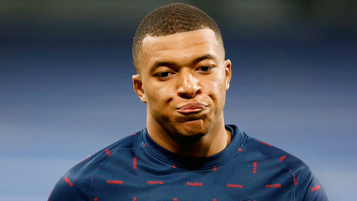 TheMadridInside's tweet photo. BREAKING 🚨

Kylian Mbappé and PSG are DONE! ❌

The striker will join Real Madrid this summer. The Emir and Florentino Perez have agreed on a transfer of €200M + €50M in bonuses.

[@psgcommunity_]
#RealMadridInsiders #TransferNews https://t.co/96keSHCMBu