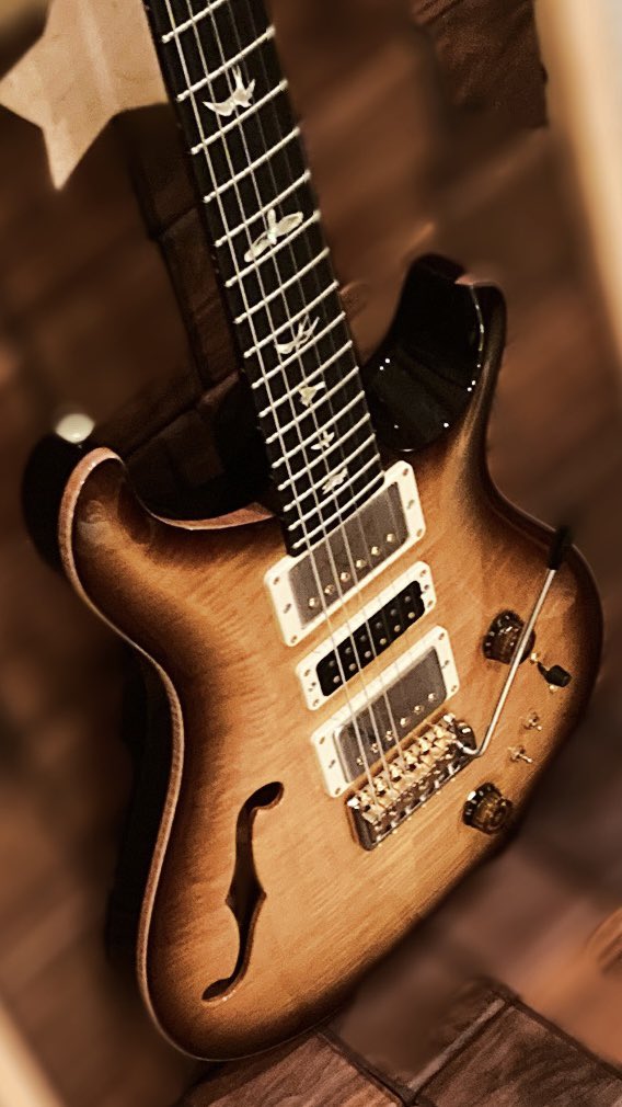 johnnypguitar's tweet image. My new PRS Special Semi-hollow body - love this baby! @prsguitars