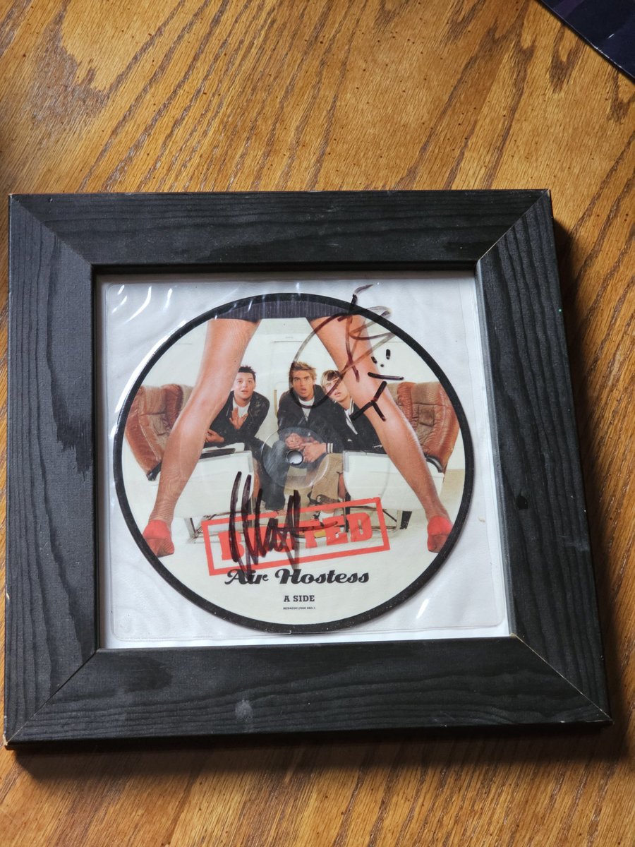 Hey <a href="/JamesBourne/">James Bourne</a> so my mother in law found this whilst sorting her loft , my wife got it years ago but we just wondered if you know if it's a rare item and are the signatures real ? Thanks 🤘<a href="/busted/">Busted</a> #airhostess