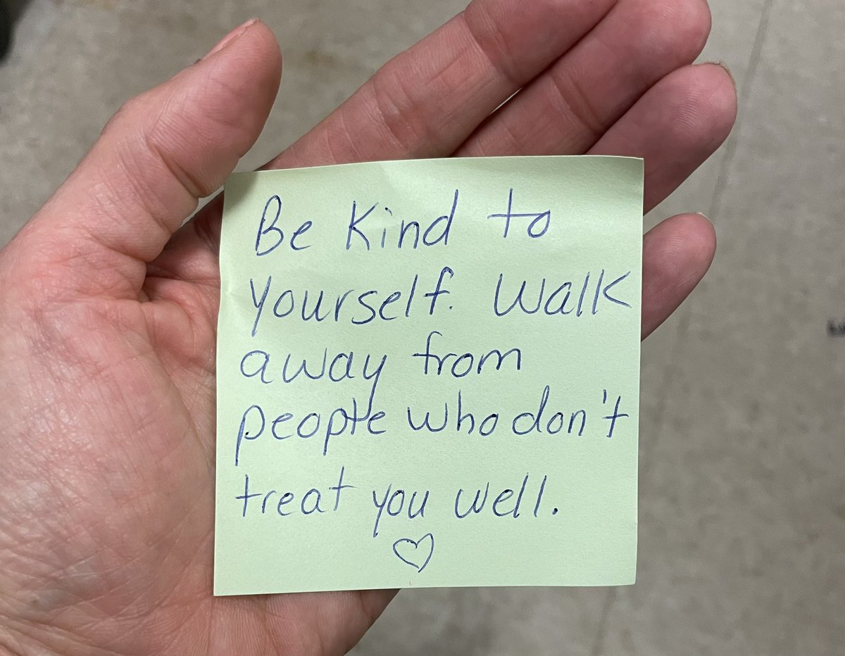 melanie_korach's tweet photo. A reminder for anyone who needs it. #StarfishClub https://t.co/bxgE7jGUTF