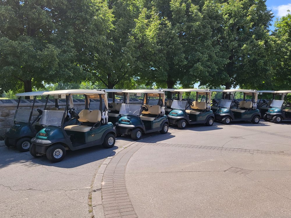 MortgageProsCan's tweet photo. The perfect day to play golf! ⛳
This afternoon was filled with great golf, fresh air, and mortgage industry networking!
A big thank you to our host @GlenAbbeyGC, and our wonderful sponsors for a great day!
#MyMPC #MortgageIndustryEvents https://t.co/kNdkRpjTT9