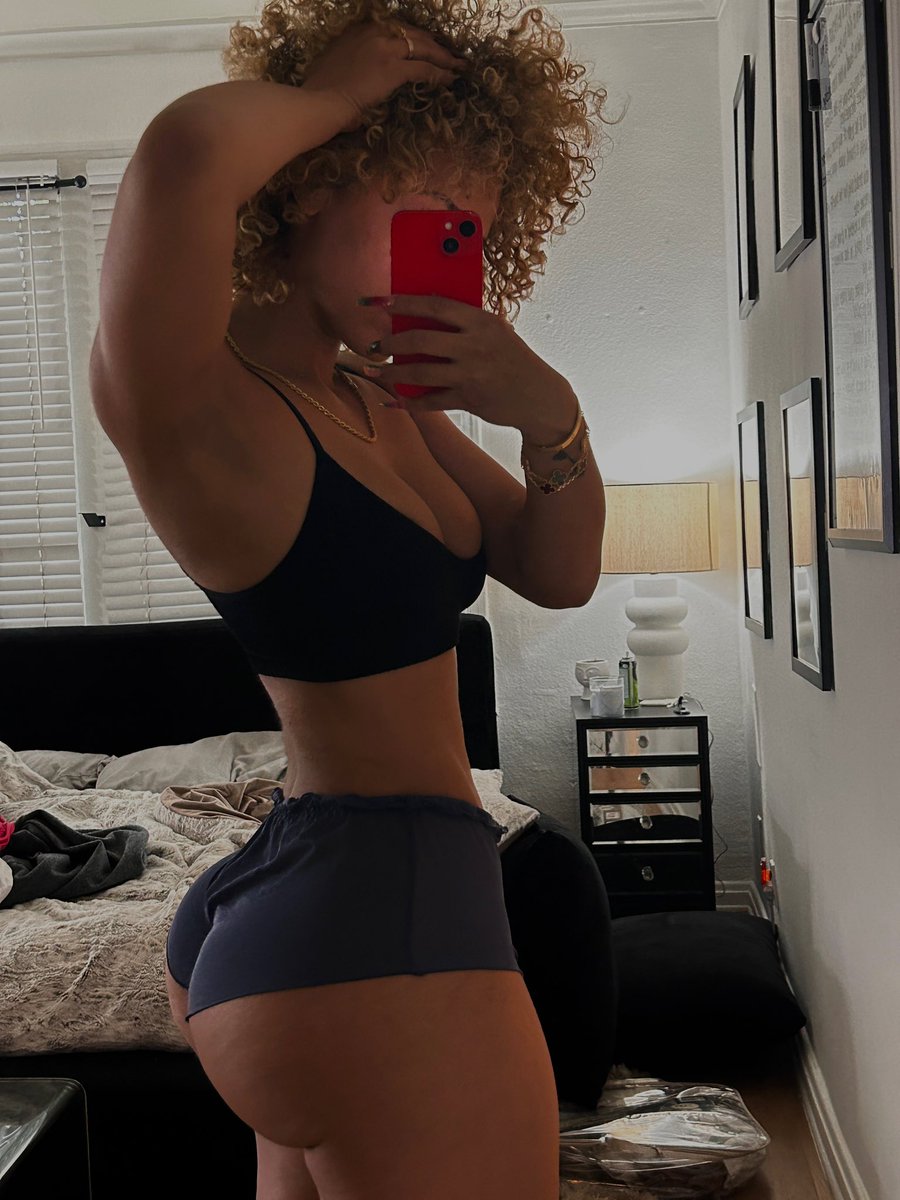 ryygabriella's tweet photo. Pilates , intermediate fasting , and heavy  lifting 💆🏽‍♀️ https://t.co/jNBMpgskH6