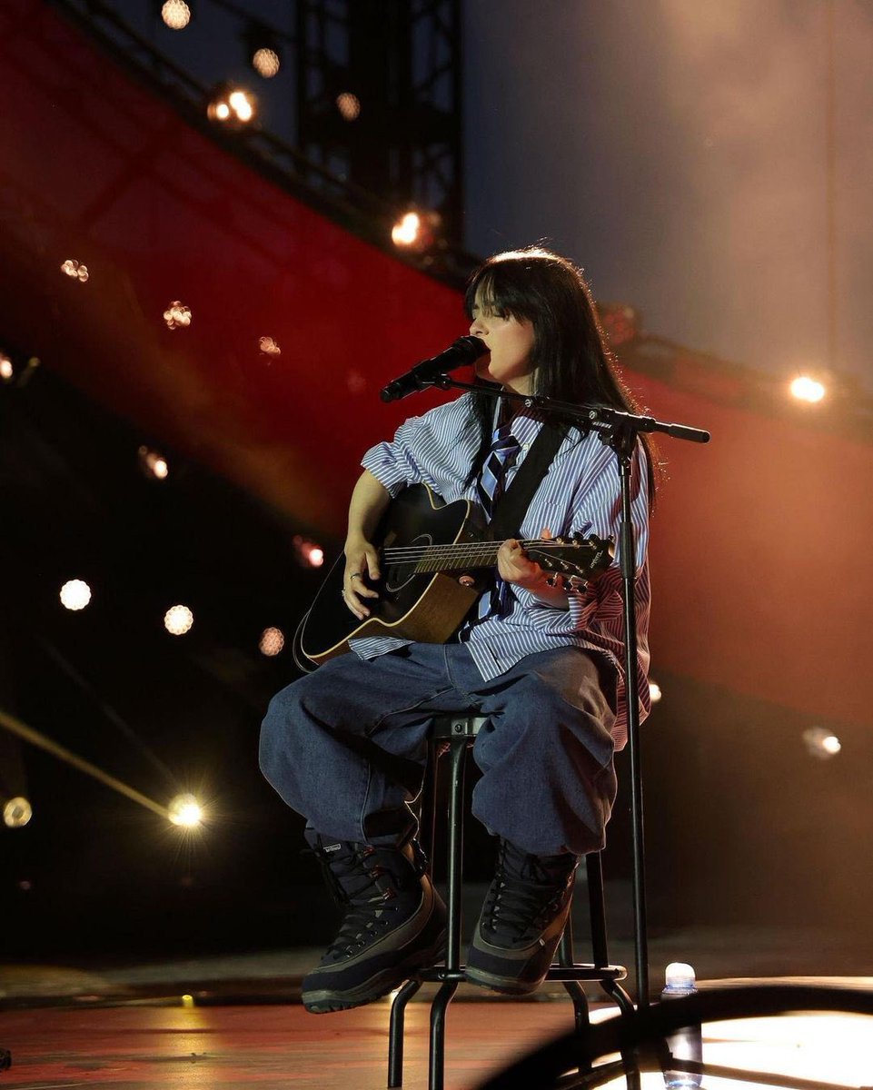 Billie Eilish Tours tweet media