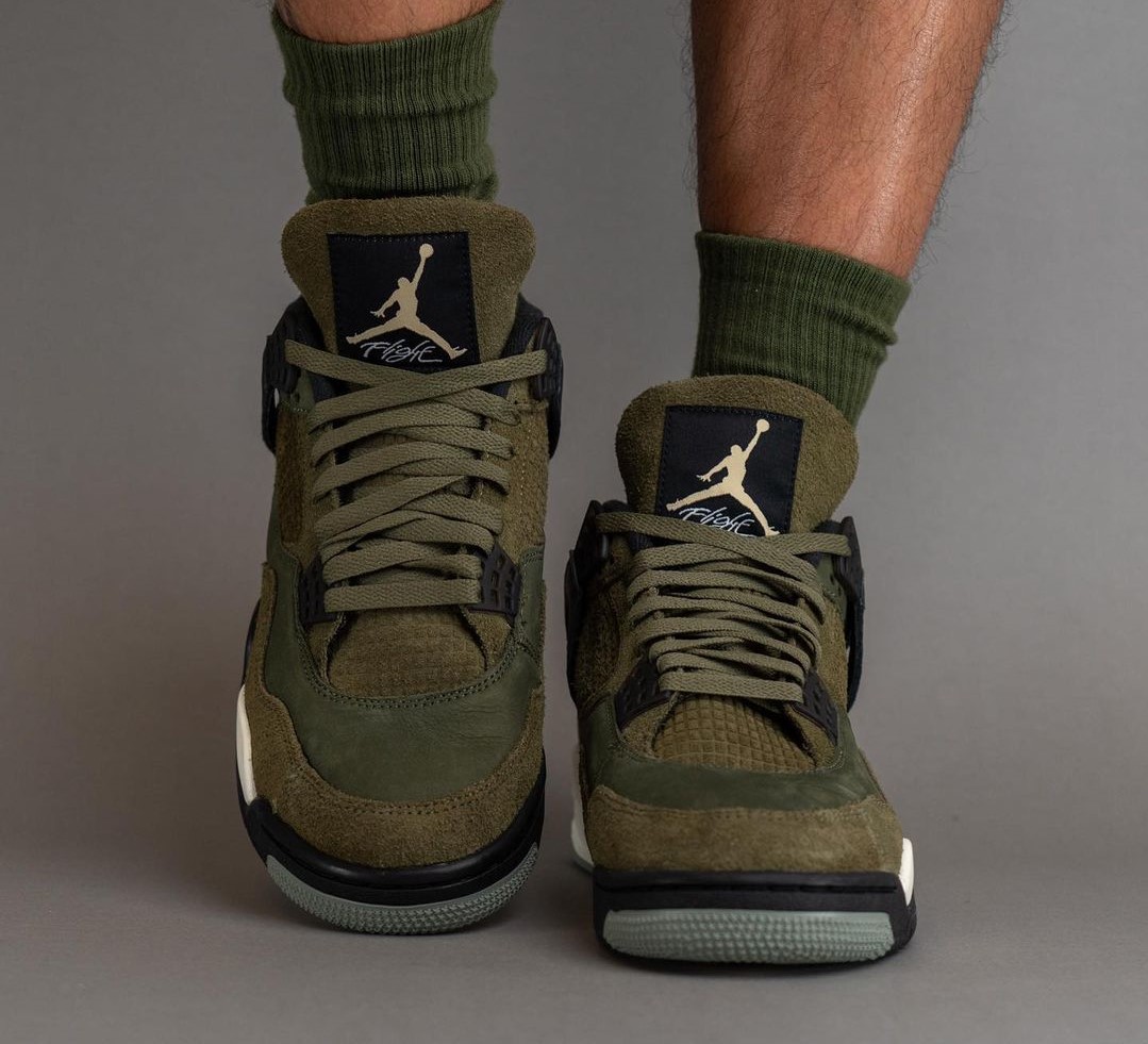 JustFreshKicks's tweet photo. On Foot Look at the Air Jordan 4 SE Craft "Medium Olive" 🫒 https://t.co/9eUJXAPmvX https://t.co/t9dqDyedTV