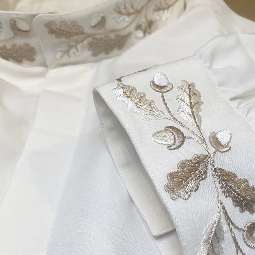 The Burgon Society on Twitter "🪡 Amazing closeup detail of the oak