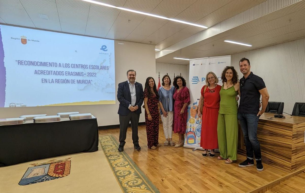 Erasmus+ EOI Murcia tweet media