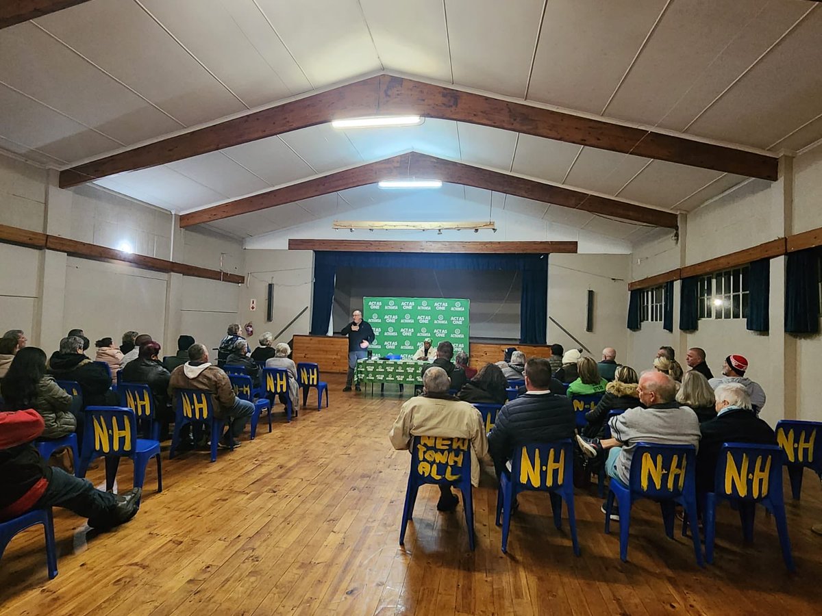 ActionSA hosted a public meeting in Kouga municipality, Jefferies Bay in the Newtown Hall. Most of the meeting was held under lantern light because of ANC load-shedding. The meeting was a great success and our Actioners have established a solid foundation ⁦<a href="/HermanMashaba/">Herman Mashaba</a>⁩