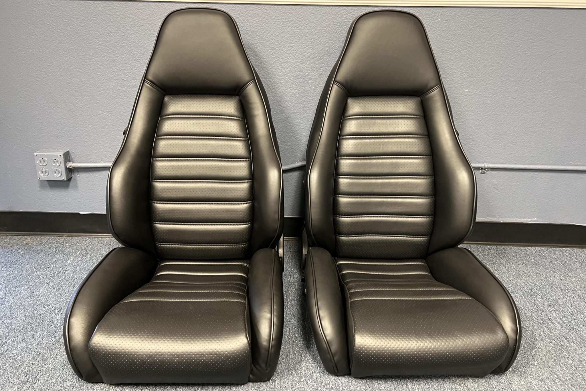 Porsche 911 top sport seats