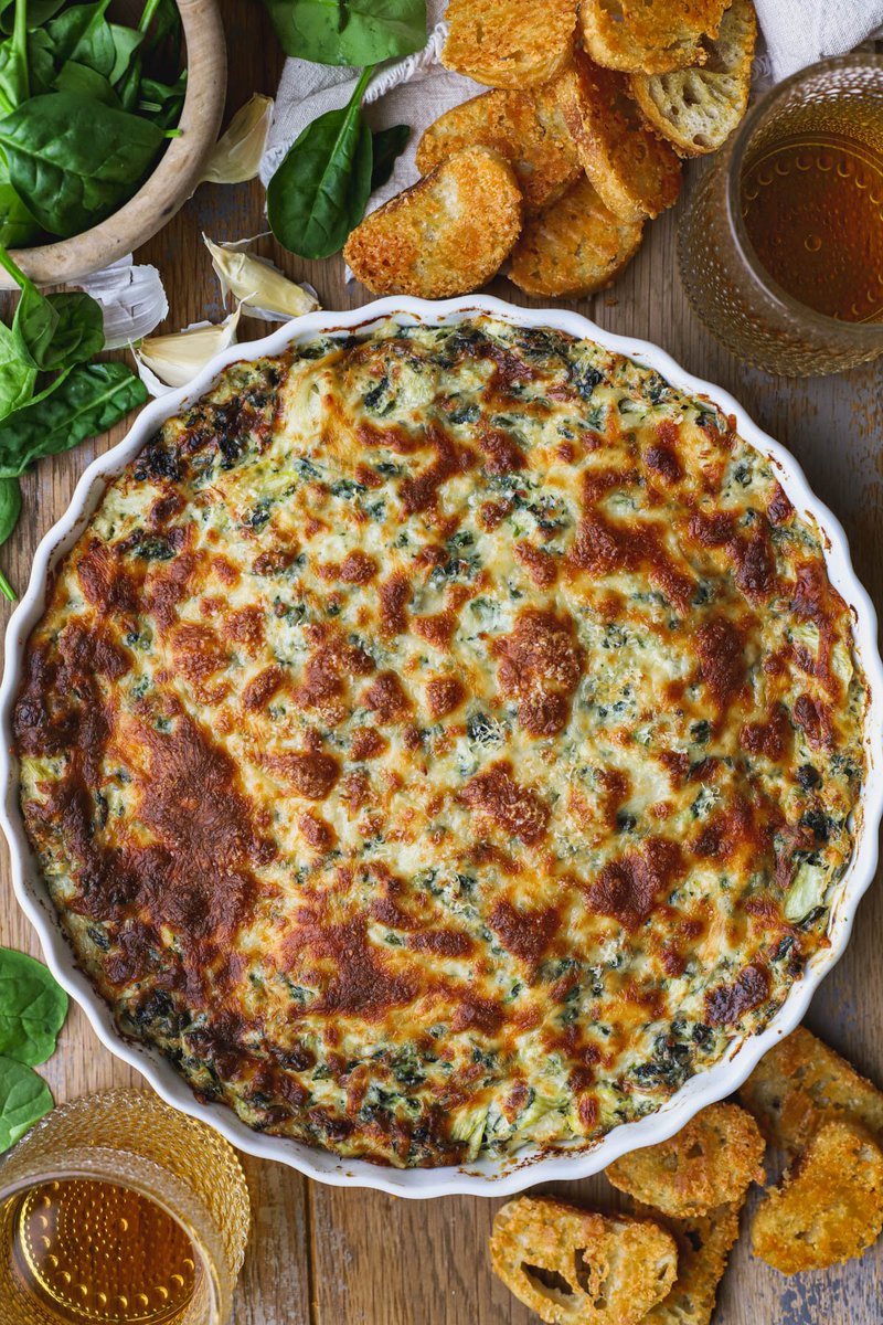 Hot Crab Spinach Artichoke Dip

theepicureanmouse.com/hot-crab-spina…

#yourfoodmap
