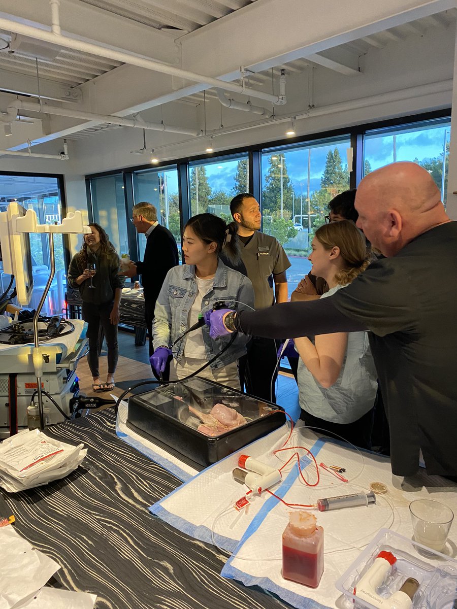 Fellows training never stops! Great hands-on experience with @Cookgastro #hemostasis and #ERCP equipment in San Diego with @UCSD_GI Looking forward to our next event! #GIfellows #fellowsarethefuture #GItwitter
