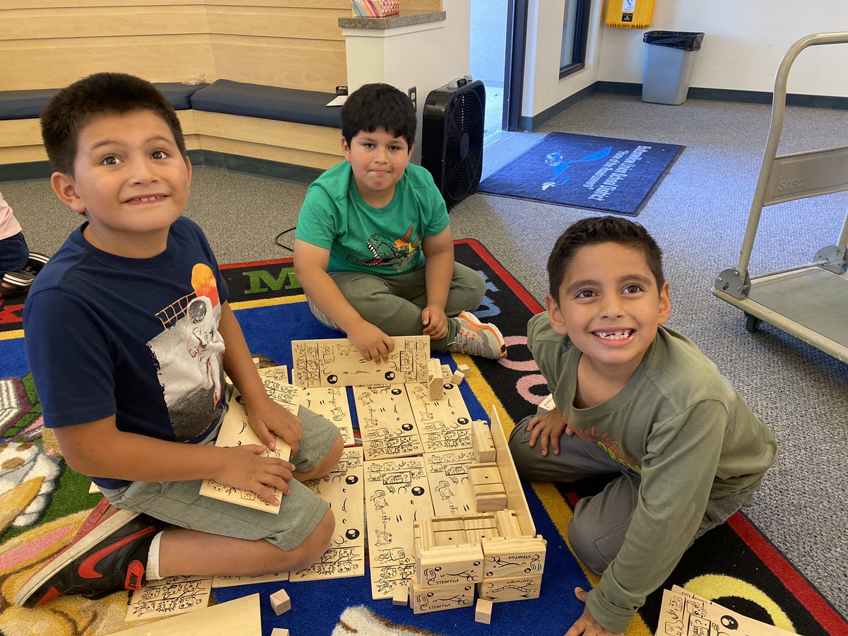 Mrs. Chavez tweet media