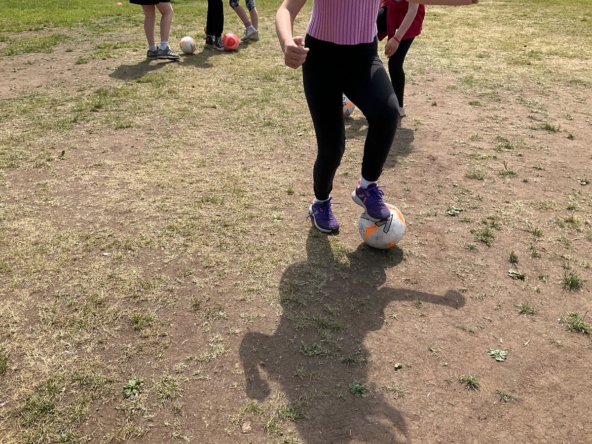More active fun for all our learners today with Dominik ⚽️ 🥅 Everyone really enjoyed another chance to be active and try out some football skills! Thank you Dominik ⚽️⭐️