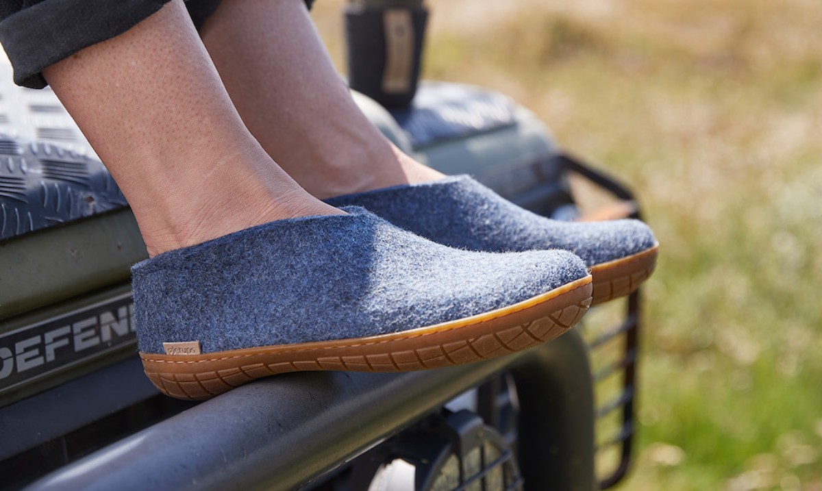 Moisture-wicking wool keeps feet cool in the summer, making glerups slippers great for all seasons. 

#Glerups #Slippers #NaturalProducts #WoolSlippers