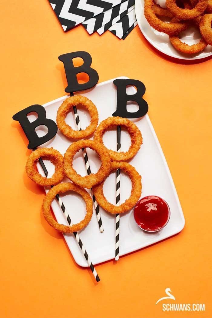 It's National Onion Rings Day!
HALLOWEEN inspired Onion Rings via Schwann. 
#NationalOnionRingsDay
#GhastlyGastronomy