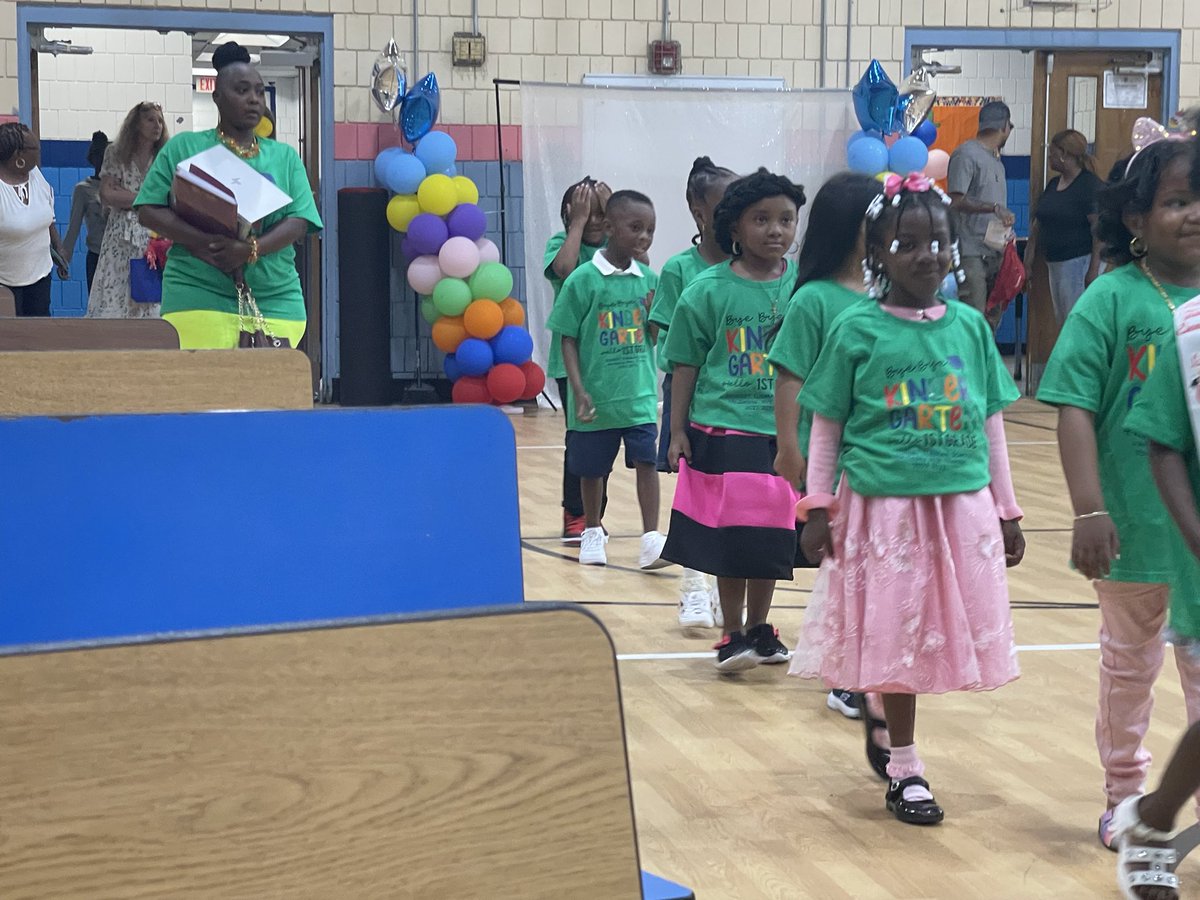 NPS_HTubman's tweet photo. Today we celebrated some of our youngest scholars on their promotion to Kindergarten and 1st Grade! #preK #K #Promotion @NPSvoices https://t.co/AspRJY44XZ