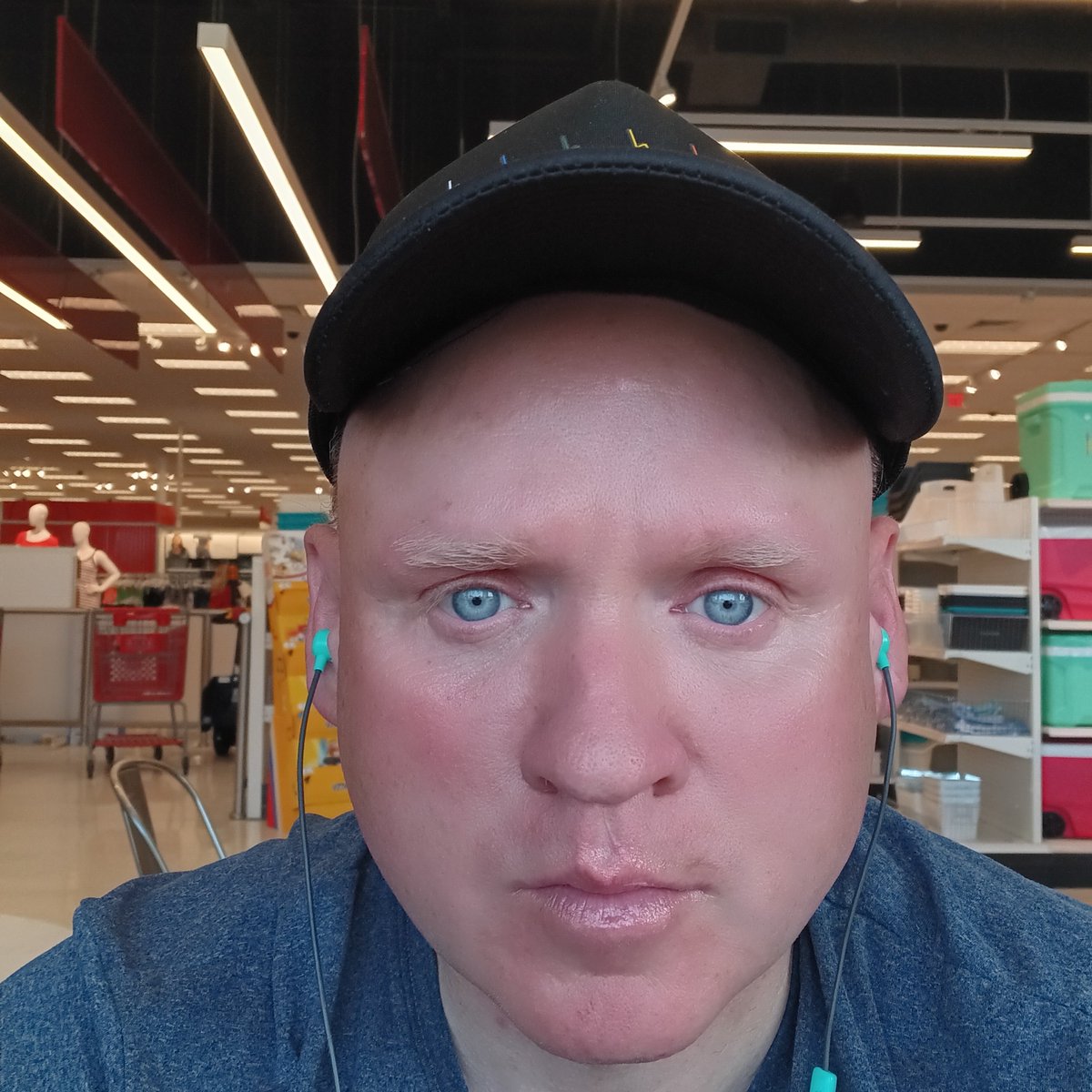 Michaelbigpen27's tweet photo. @MarcoBear8686 I love big guys and big COCK like yours here's a picture if me I wanna suck your COCK!!here's my address luckoftheirishbull7@gmail.com  if your interested.bye https://t.co/7v6jqGK4KI